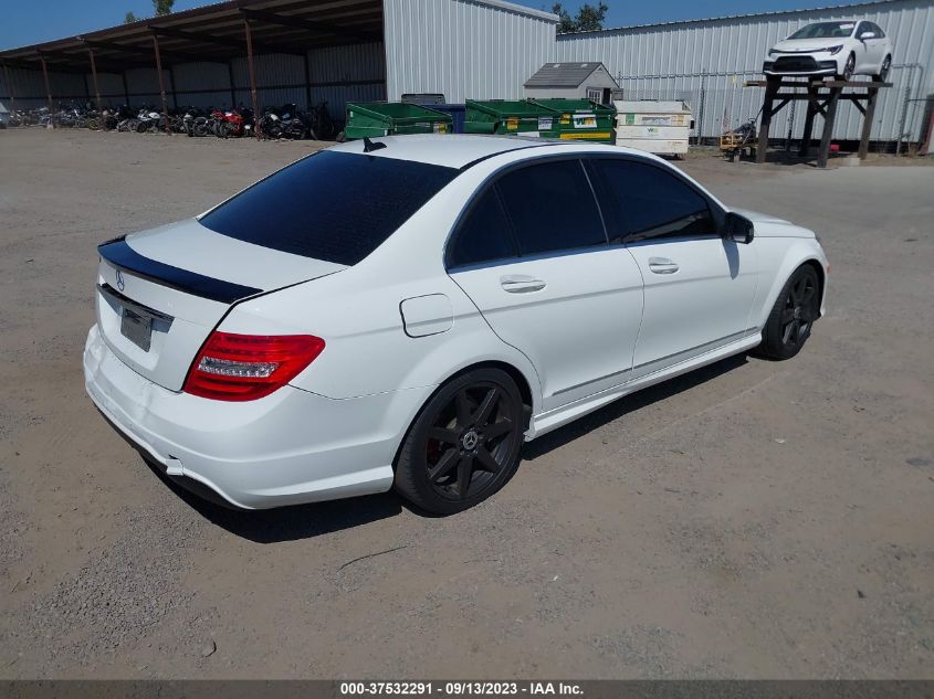 2014 MERCEDES-BENZ C-CLASS C 250 - WDDGF4HB5EG239512