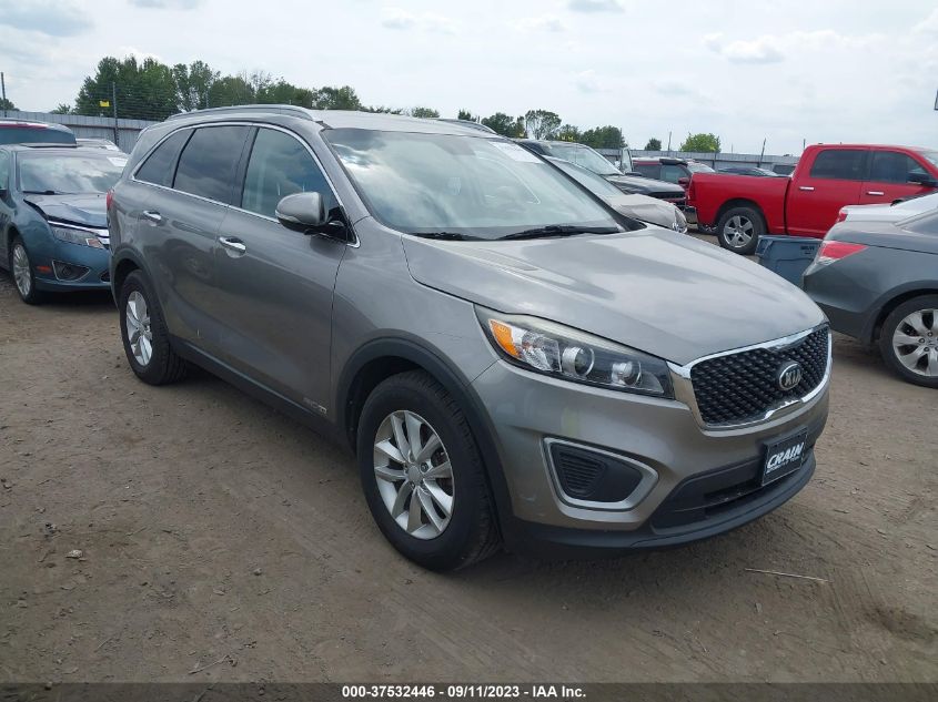 2016 KIA SORENTO LX - 5XYPGDA50GG178068