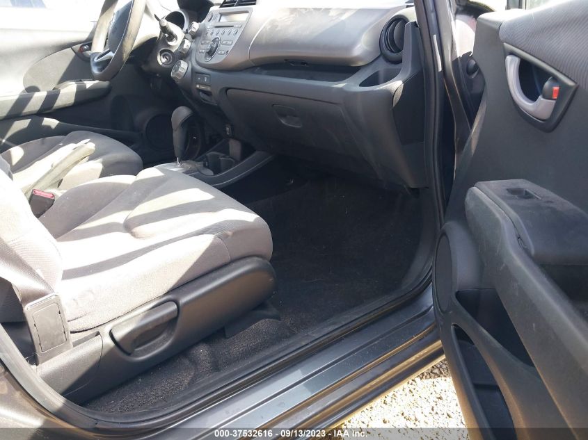 2013 HONDA FIT - JHMGE8H34DC024236