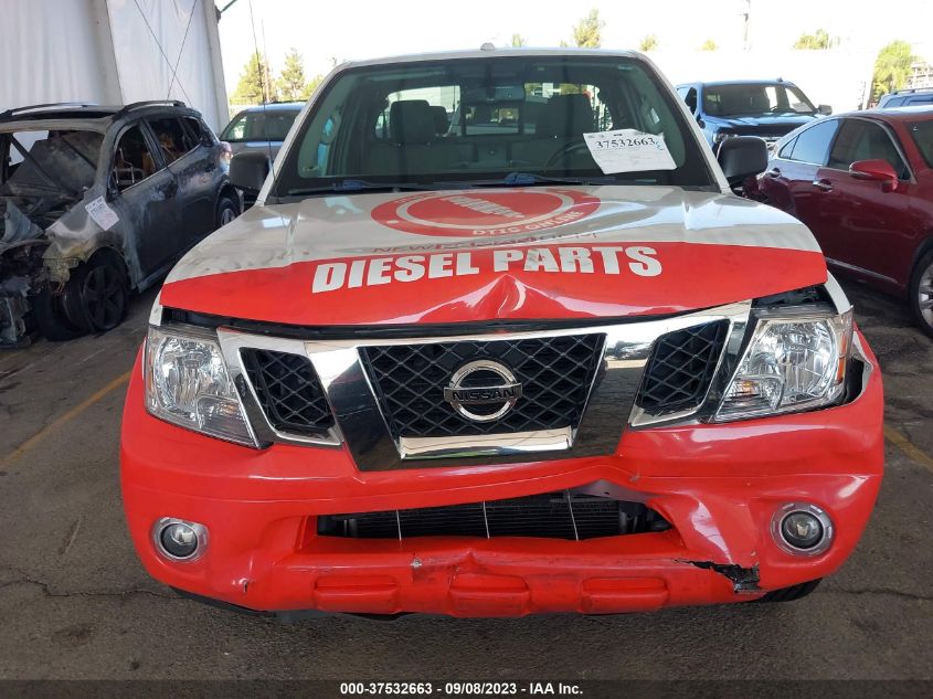 2016 NISSAN FRONTIER SV/PRO-4X - 1N6AD0CU9GN775558