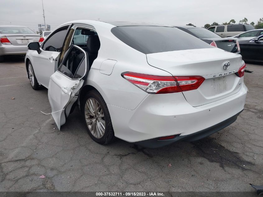 2018 TOYOTA CAMRY LE/SE/XLE/L - 4T1B11HK2JU048669