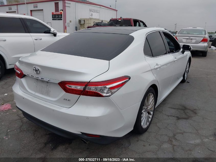 2018 TOYOTA CAMRY LE/SE/XLE/L - 4T1B11HK2JU048669