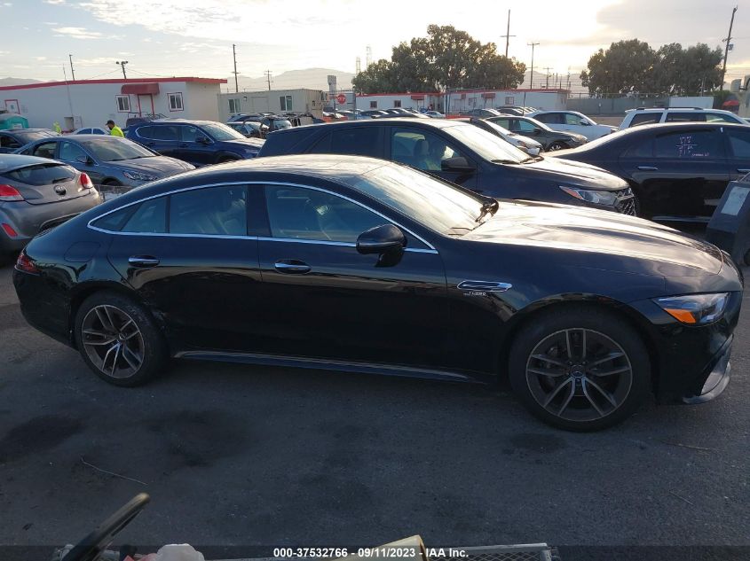 2023 MERCEDES-BENZ AMG GT 43 W1K7X5KBXPA057239