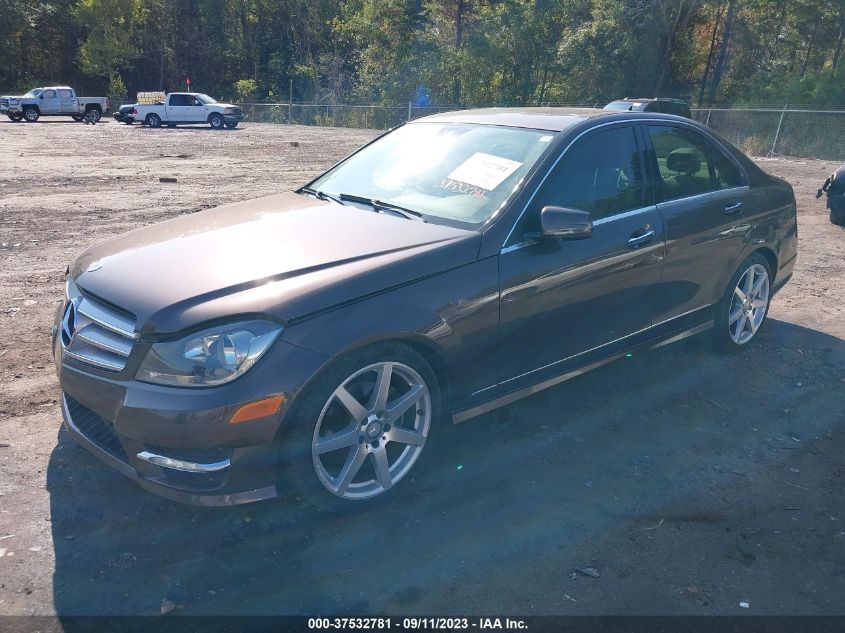 2013 MERCEDES-BENZ C-CLASS C 250 - WDDGF4HB1DR249618