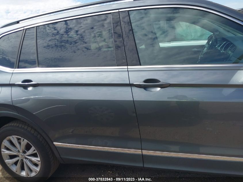 2018 VOLKSWAGEN TIGUAN SE/SEL - 3VV3B7AX1JM057884