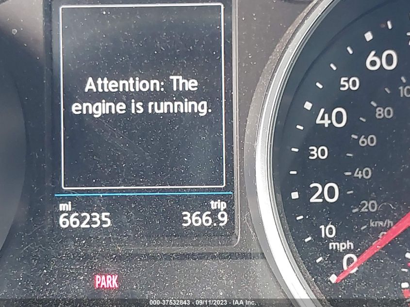 2018 VOLKSWAGEN TIGUAN SE/SEL - 3VV3B7AX1JM057884