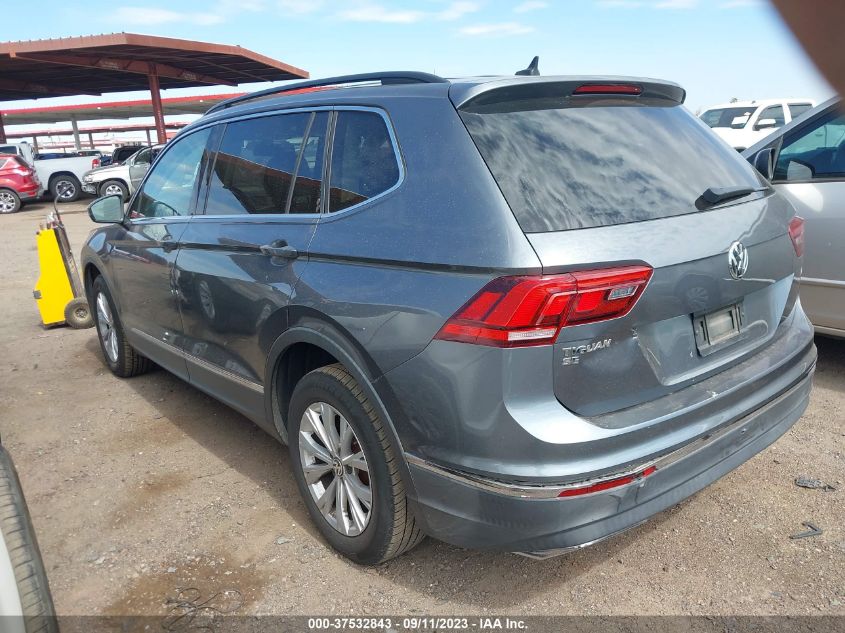 2018 VOLKSWAGEN TIGUAN SE/SEL - 3VV3B7AX1JM057884