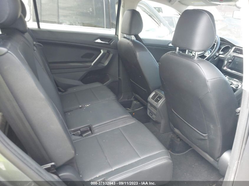 2018 VOLKSWAGEN TIGUAN SE/SEL - 3VV3B7AX1JM057884