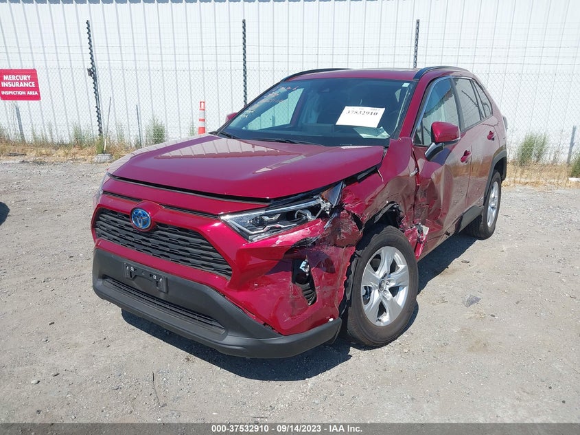 VIN 4T3RWRFV7MU046097 2021 TOYOTA RAV4 HYBRID XLE