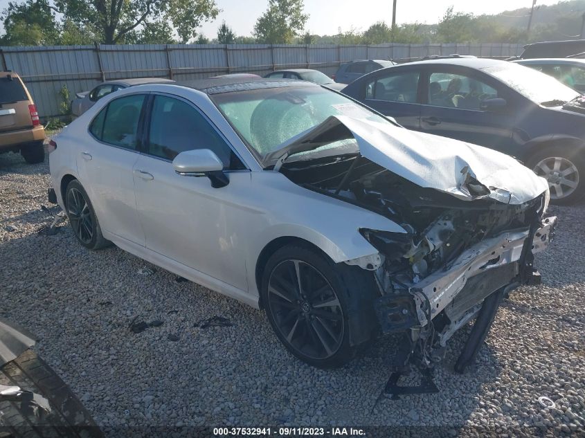 2018 TOYOTA CAMRY XSE - 4T1B61HK7JU049706