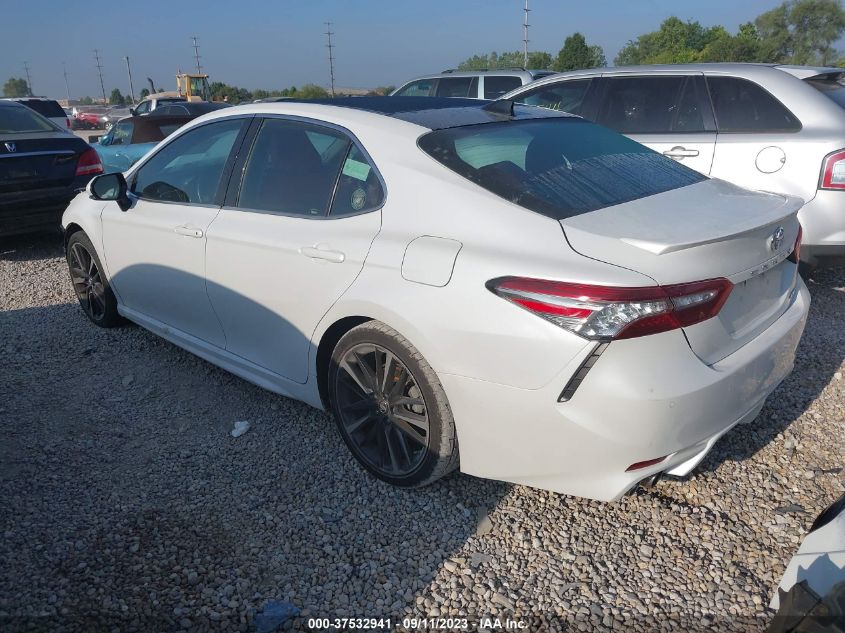2018 TOYOTA CAMRY XSE - 4T1B61HK7JU049706