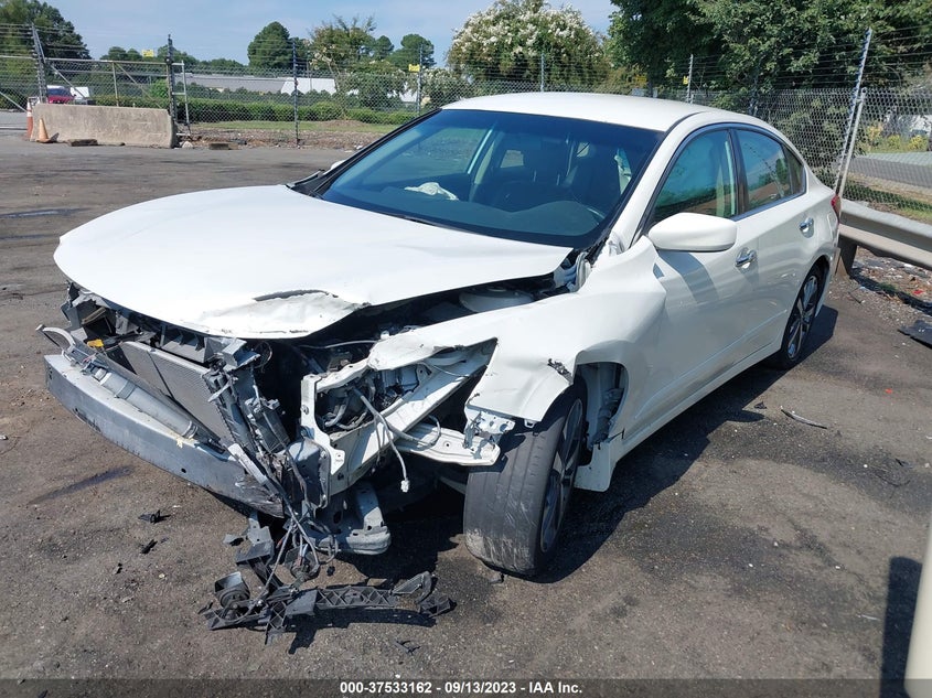 VIN 1N4AL3AP3HC487638 2017 NISSAN ALTIMA 2.5 SR