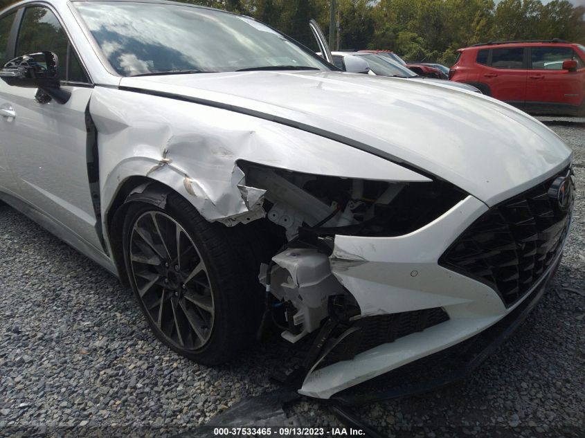 2022 HYUNDAI SONATA LIMITED - KMHL34J24NA179961