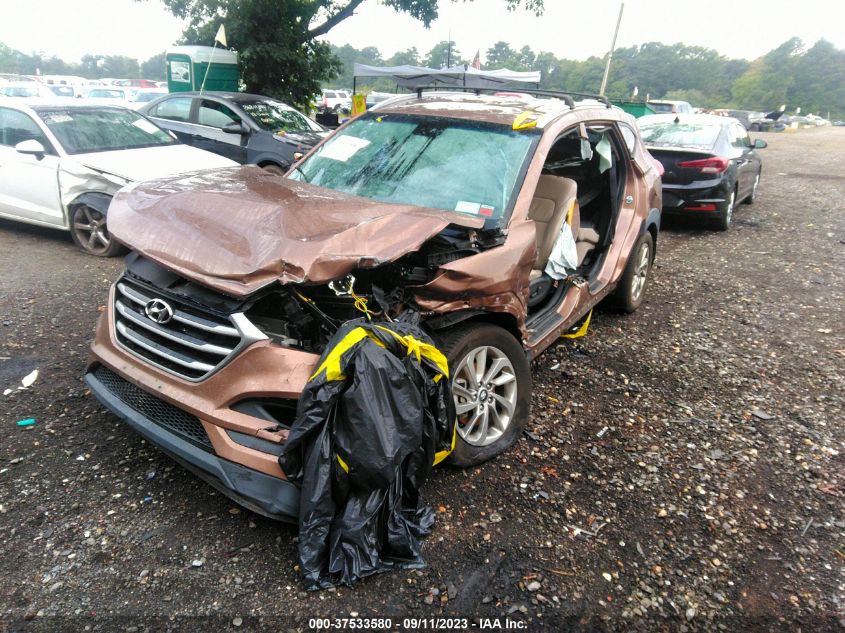 2017 HYUNDAI TUCSON SE PLUS - KM8J33A40HU428777