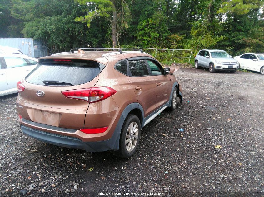 2017 HYUNDAI TUCSON SE PLUS - KM8J33A40HU428777