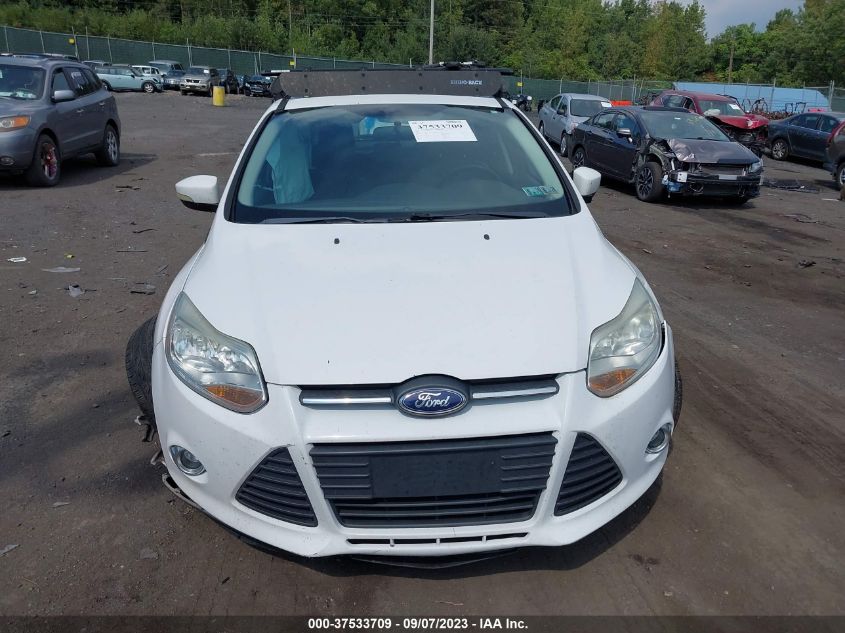 2013 FORD FOCUS SE - 1FADP3K27DL224700