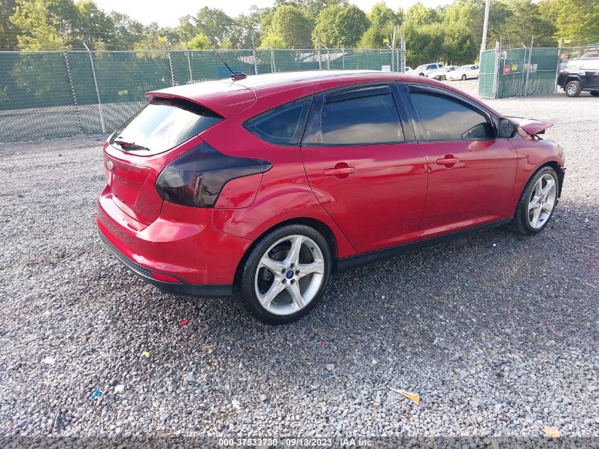 2014 FORD FOCUS SE - 1FADP3K26EL120118