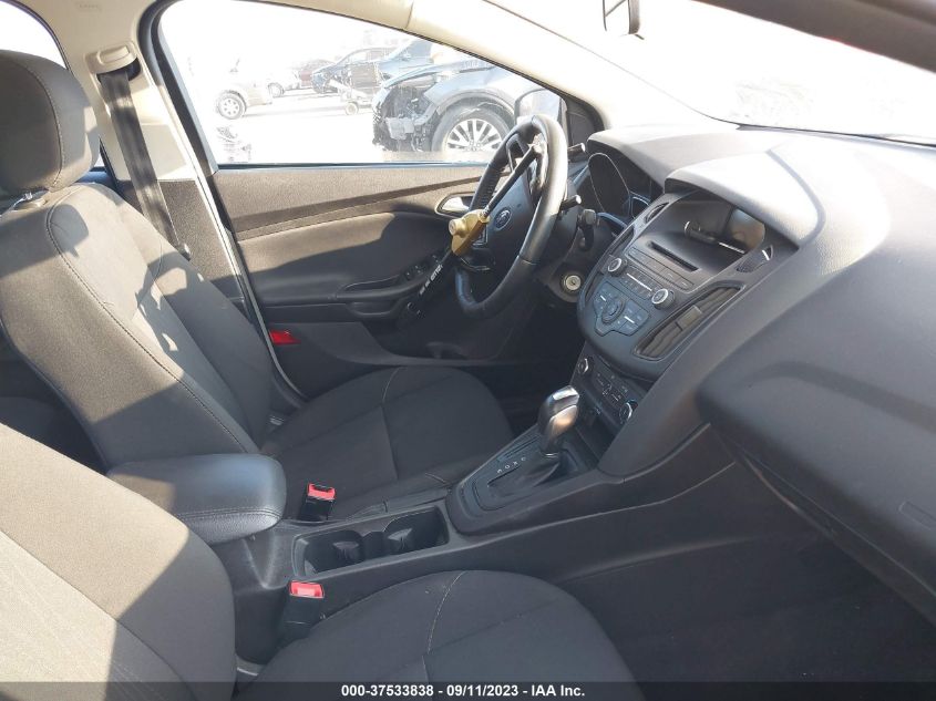 2016 FORD FOCUS SE - 1FADP3F2XGL215620