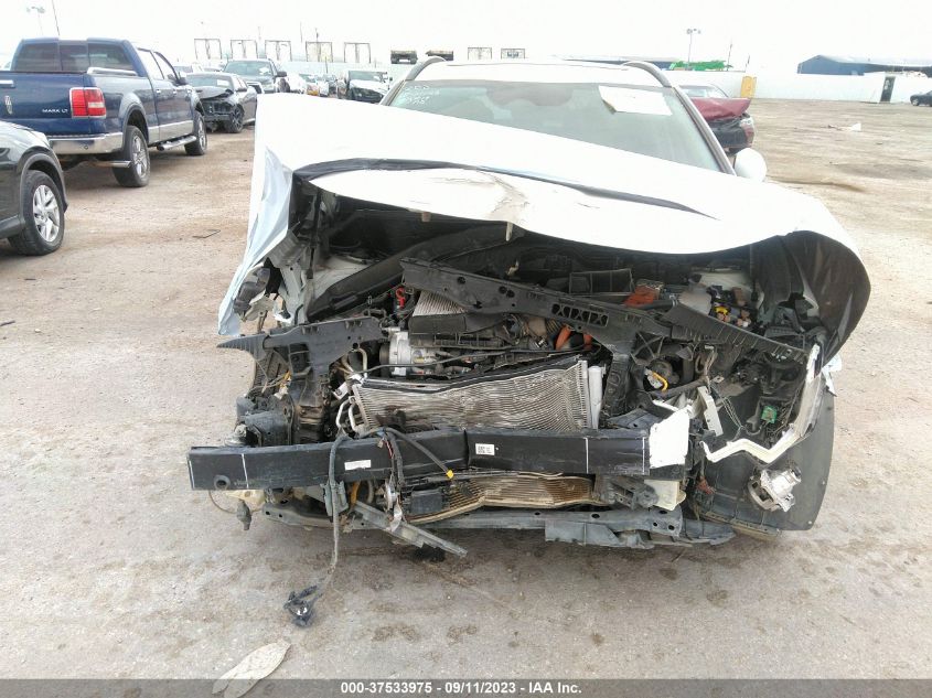 KNDCR3LE1P5049829 Kia Niro EX TOURING 13