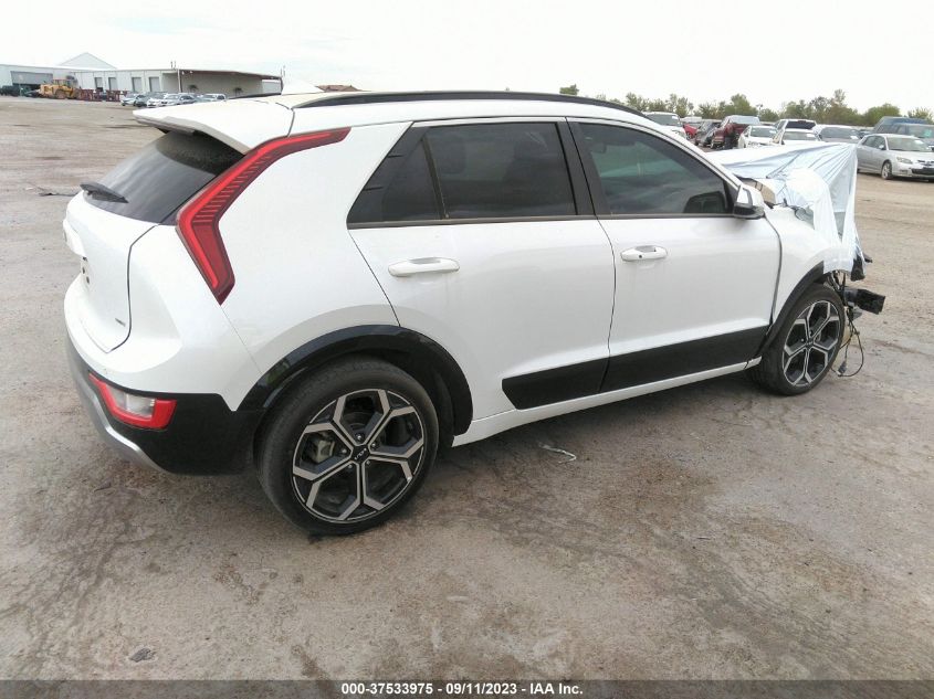 KNDCR3LE1P5049829 Kia Niro EX TOURING 4