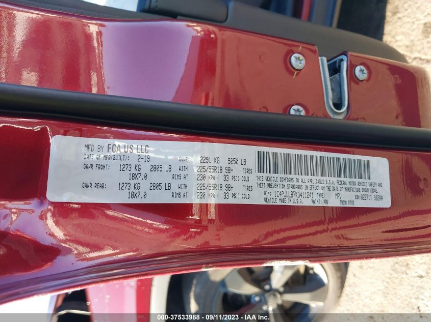 VIN 1C4PJLLB7KD411241 2019 JEEP CHEROKEE ALTITUDE