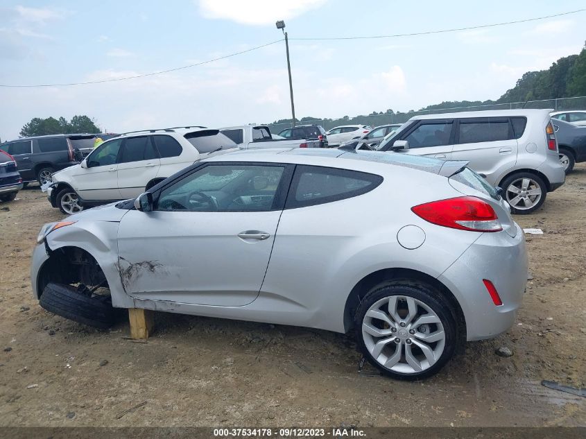 2013 HYUNDAI VELOSTER W/BLACK INT - KMHTC6AD9DU135710