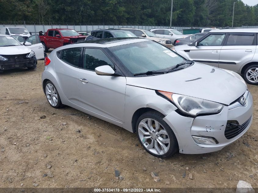 2013 HYUNDAI VELOSTER W/BLACK INT - KMHTC6AD9DU135710