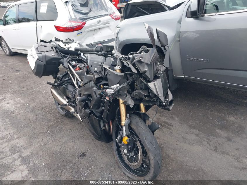 2022 SUZUKI GSX1000 GT/GT+ - JS1EK12B5N7100527
