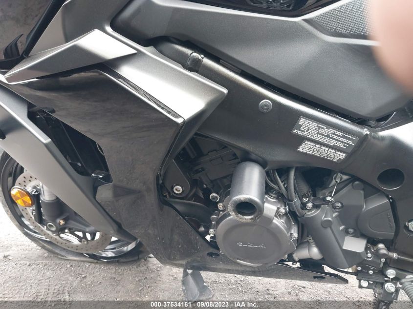 2022 SUZUKI GSX1000 GT/GT+ - JS1EK12B5N7100527