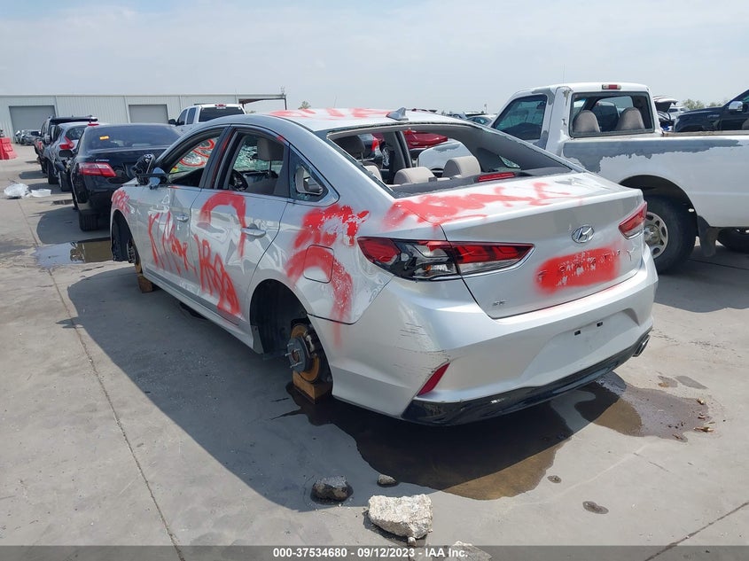 VIN 5NPE24AF1JH683423 2018 HYUNDAI SONATA SE