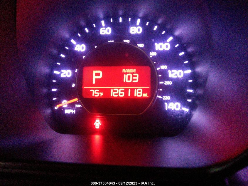 2016 KIA SOUL + - KNDJP3A56G7866184