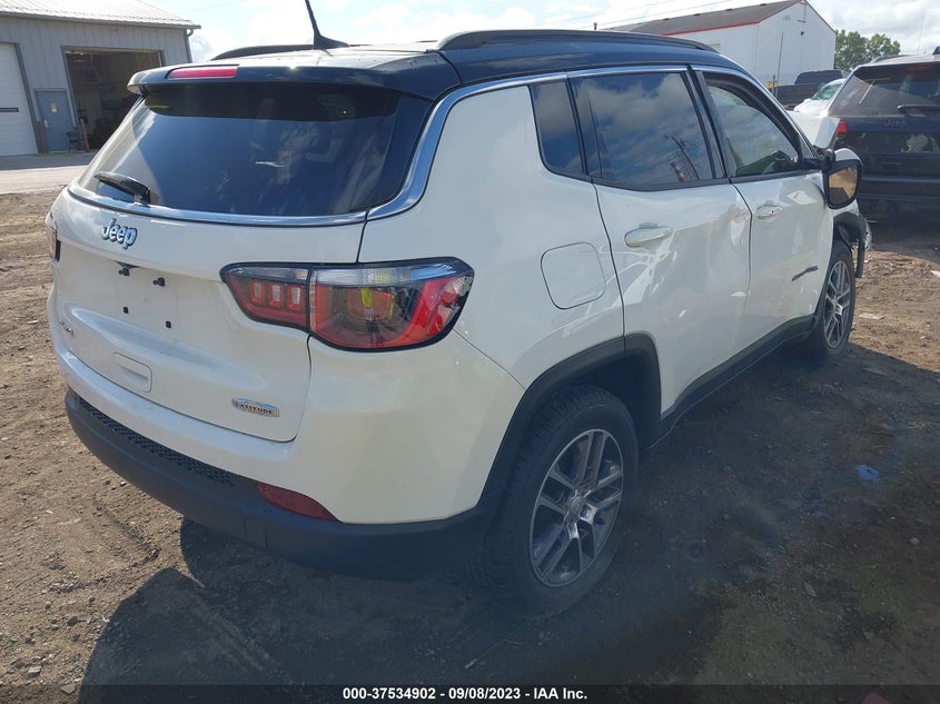 VIN 3C4NJDBB8JT179045 2018 JEEP COMPASS LATITUDE