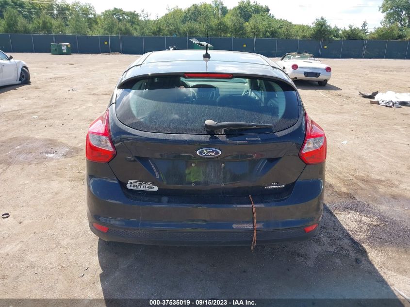 2014 FORD FOCUS SE - 1FADP3K26EL263084