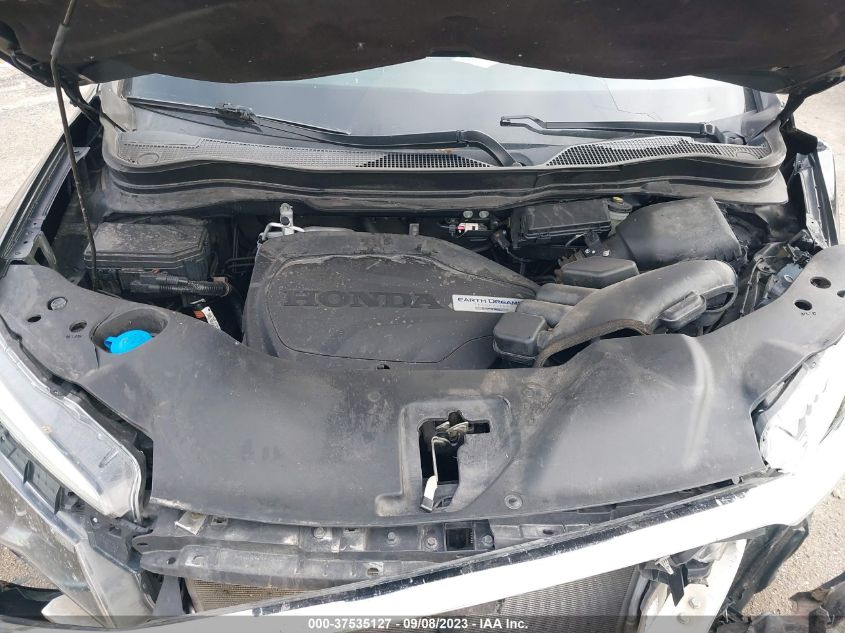 2017 HONDA PILOT TOURING - 5FNYF5H97HB018915