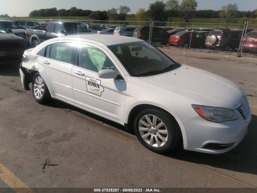2013 CHRYSLER 200 TOURING - 1C3CCBBG5DN696426