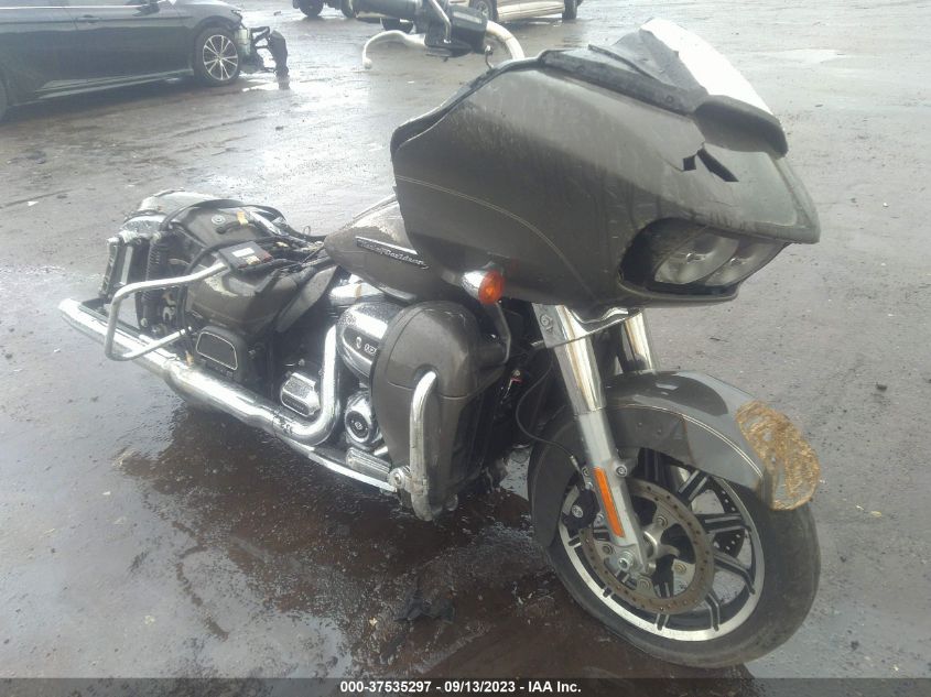 2018 HARLEY-DAVIDSON FLTRU - 1HD1KGD18JB667851
