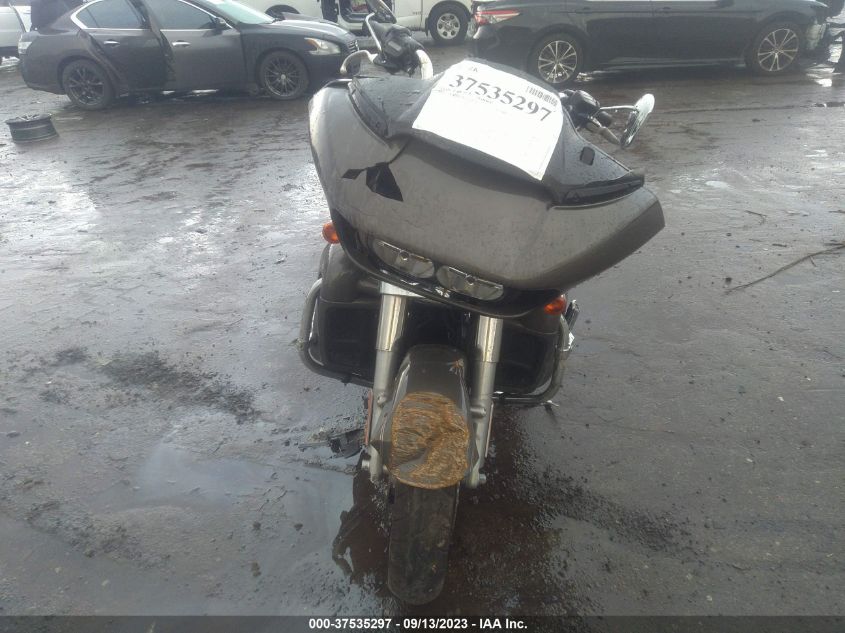 2018 HARLEY-DAVIDSON FLTRU - 1HD1KGD18JB667851