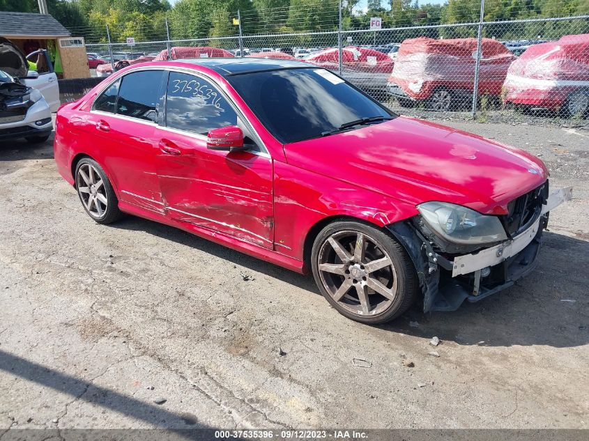 2014 MERCEDES-BENZ C 300 SPORT 4MATIC/LUXURY 4MATIC - WDDGF8AB4EA941910