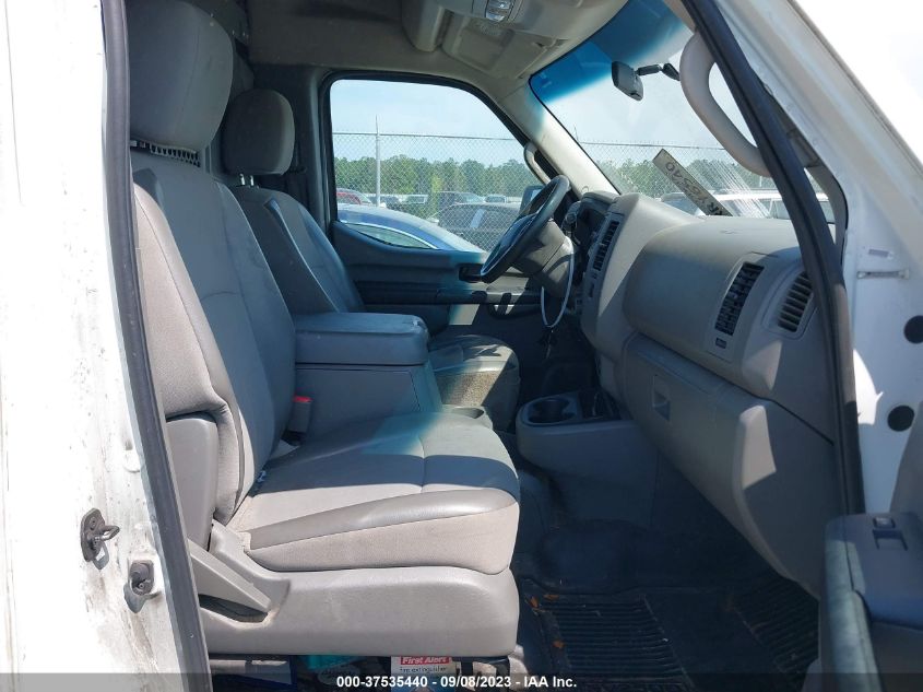 2013 NISSAN NV SV 1N6BF0LY8DN112205