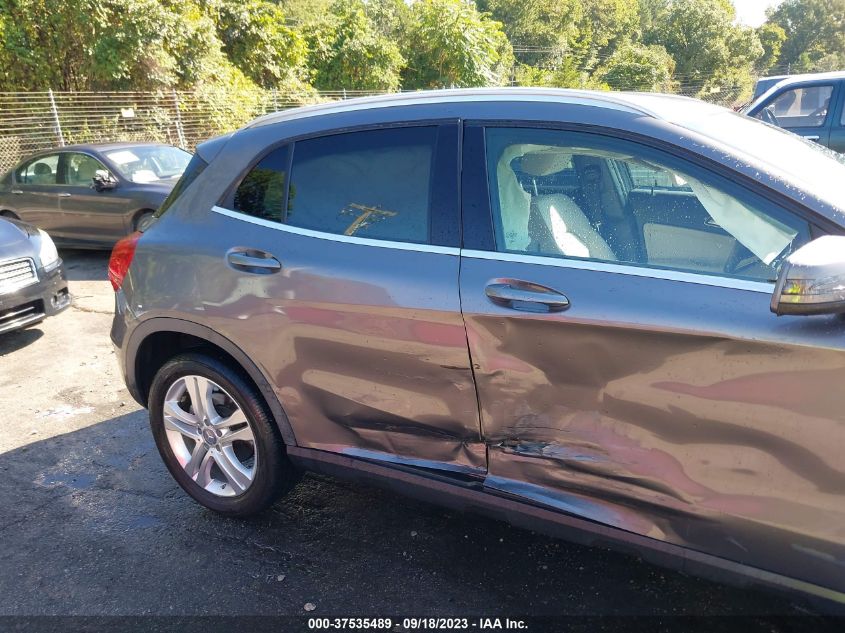 2015 MERCEDES-BENZ GLA-CLASS GLA 250 - WDCTG4EB0FJ183424