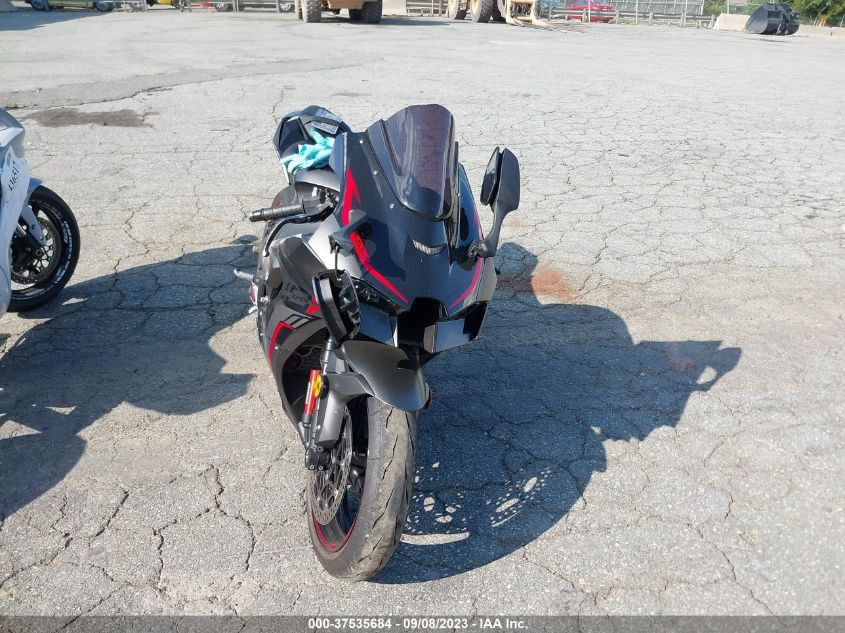 2022 KAWASAKI ZX1002 M JKBZXVM16NA002085