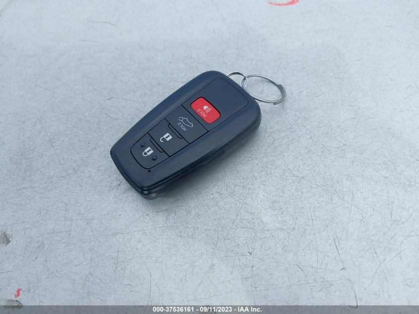 2019 TOYOTA RAV4 XLE PREMIUM - JTMA1RFV7KD504226