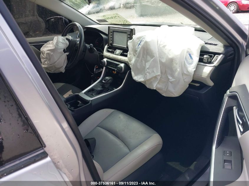 2019 TOYOTA RAV4 XLE PREMIUM - JTMA1RFV7KD504226