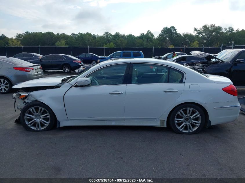 2013 HYUNDAI GENESIS 3.8L - KMHGC4DD1DU228030