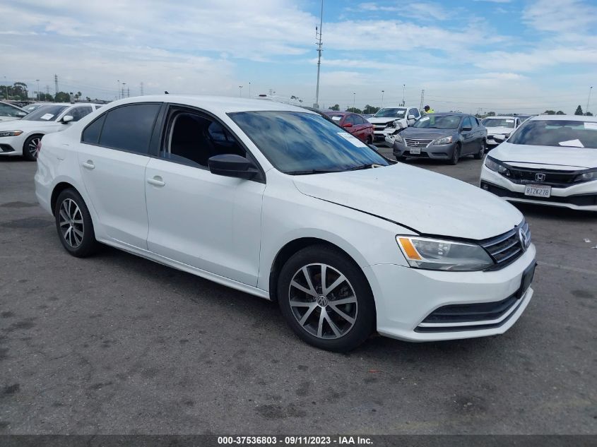 2016 VOLKSWAGEN JETTA SEDAN 1.4T SE - 3VWD67AJXGM391761