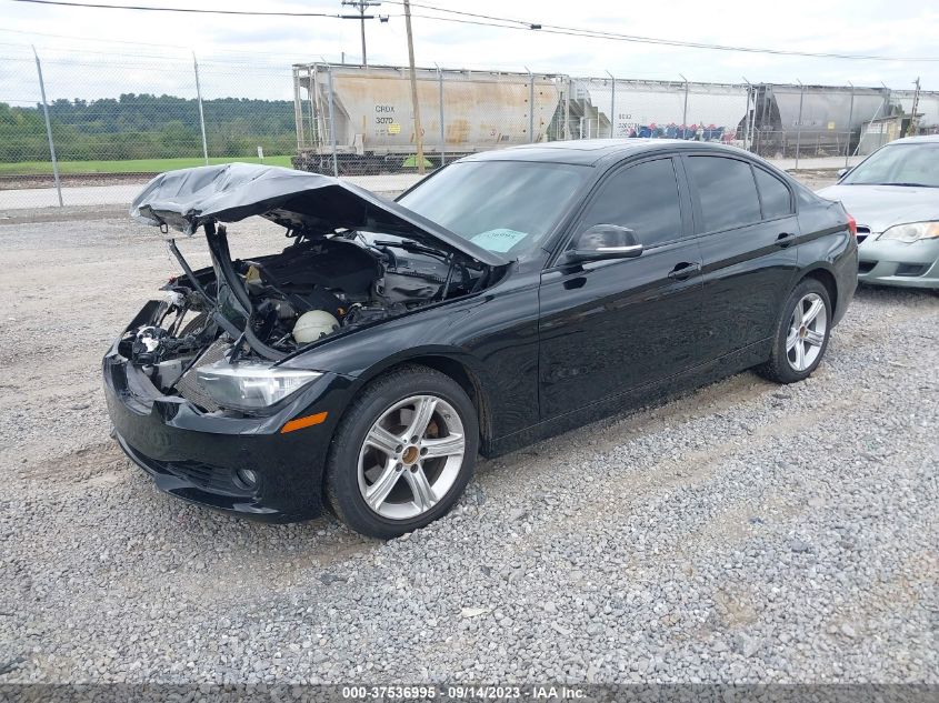 2013 BMW 3 SERIES 328I XDRIVE - WBA3B5G51DNP40460