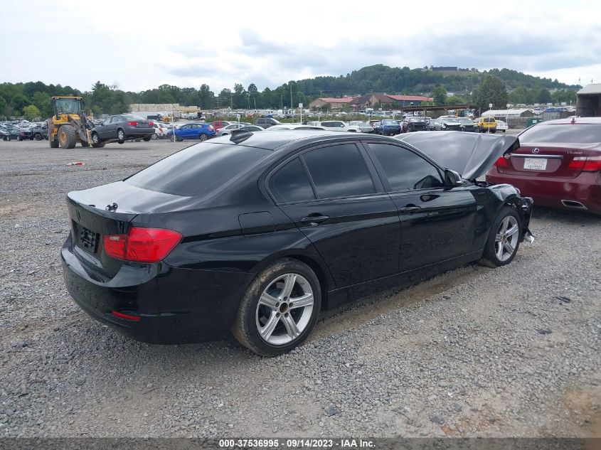 2013 BMW 3 SERIES 328I XDRIVE - WBA3B5G51DNP40460