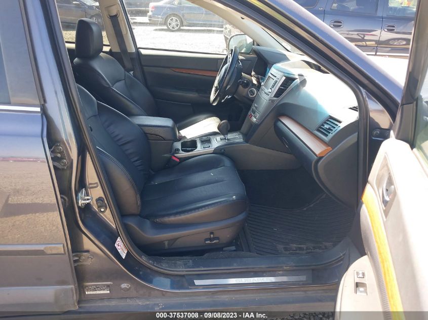 2013 SUBARU OUTBACK 2.5I LIMITED - 4S4BRBKC6D3219899