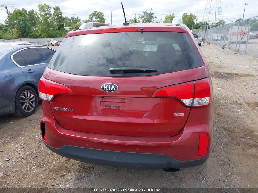 2014 KIA SORENTO LX - 5XYKTCA64EG544152