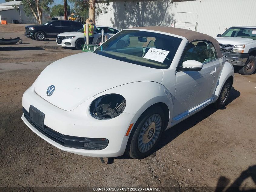 2013 VOLKSWAGEN BEETLE CONVERTIBLE 2.5L W/TECH 3VW5P7AT3DM833391